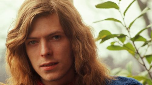 Johnny Flynn as a young David Bowie