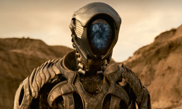 Brian Steele as Robot | Credit: Netflix